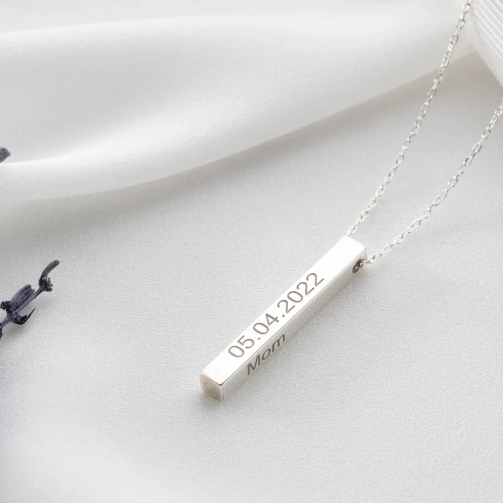 Minimalist Vertical Bar Necklace